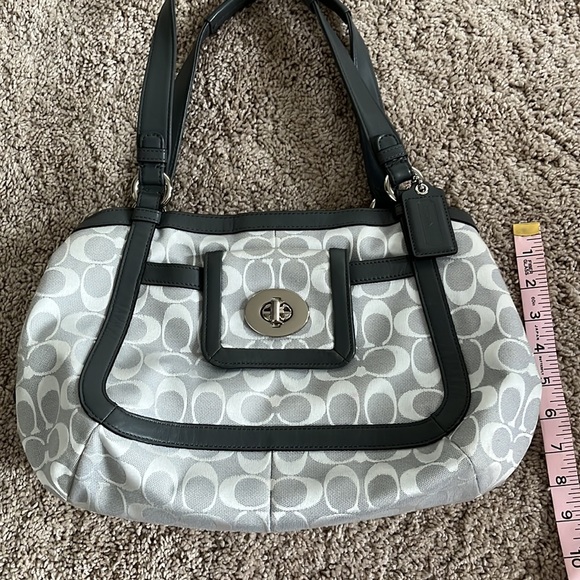 Coach Purse - Picture 7 of 8